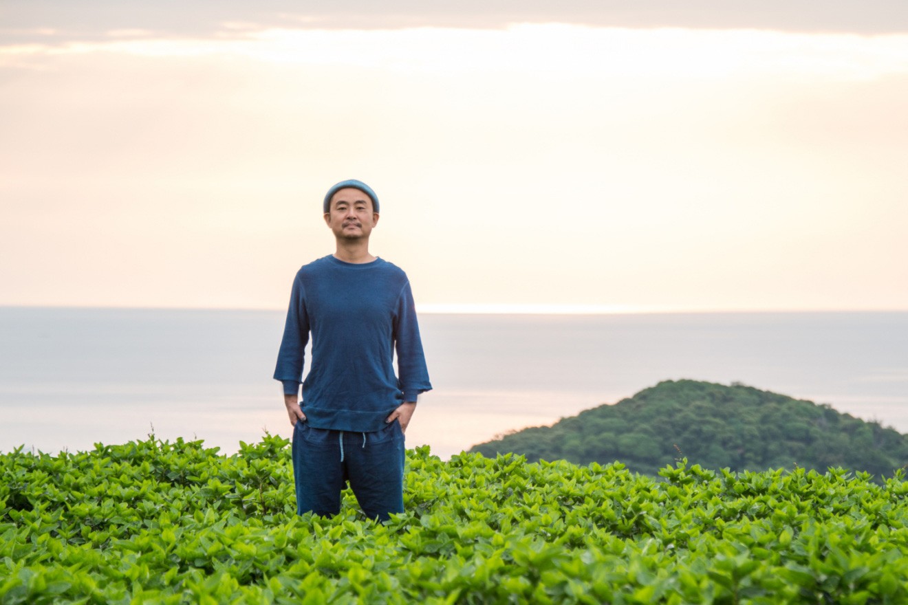 【福祉の部】地元産の藍で染めた水引が結ぶ 淡路島の人と自然と社会 根岸誠一さん