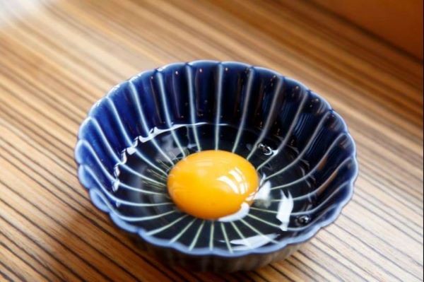 高騰する卵の価格から、安すぎる日本の食を考える 