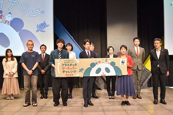 プラスチックの脱「大量生産・消費・廃棄」どう進める？　WWFと企業、学生が議論