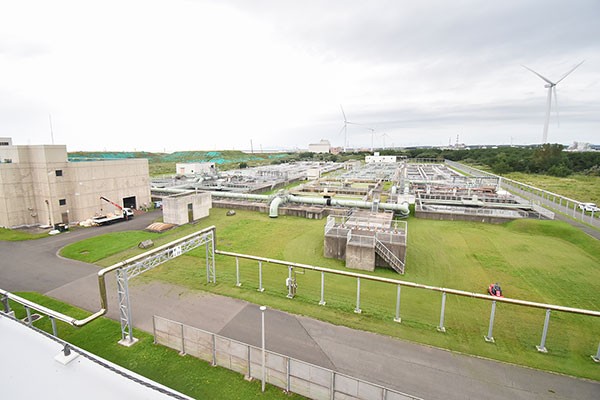 下水処理場の遊休地で再エネ発電　秋田県・市の計画が「脱炭素先行地域」に